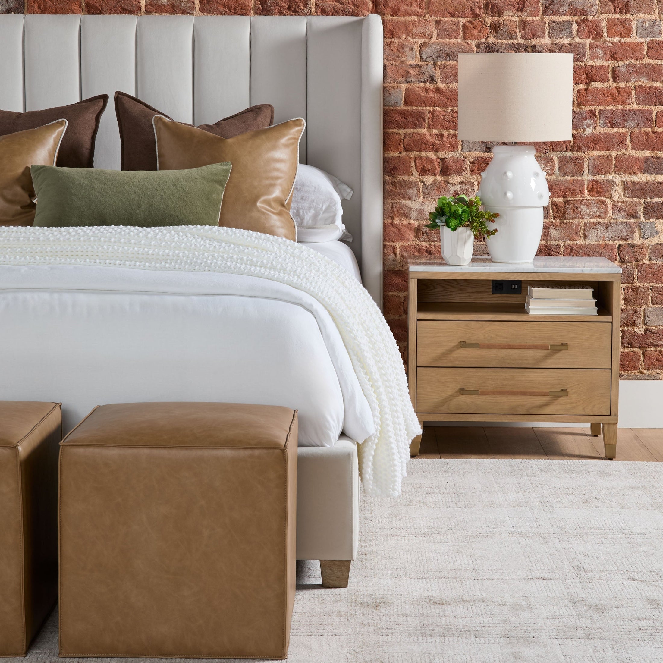 Chandler Channeled Velvet Upholstered Bed