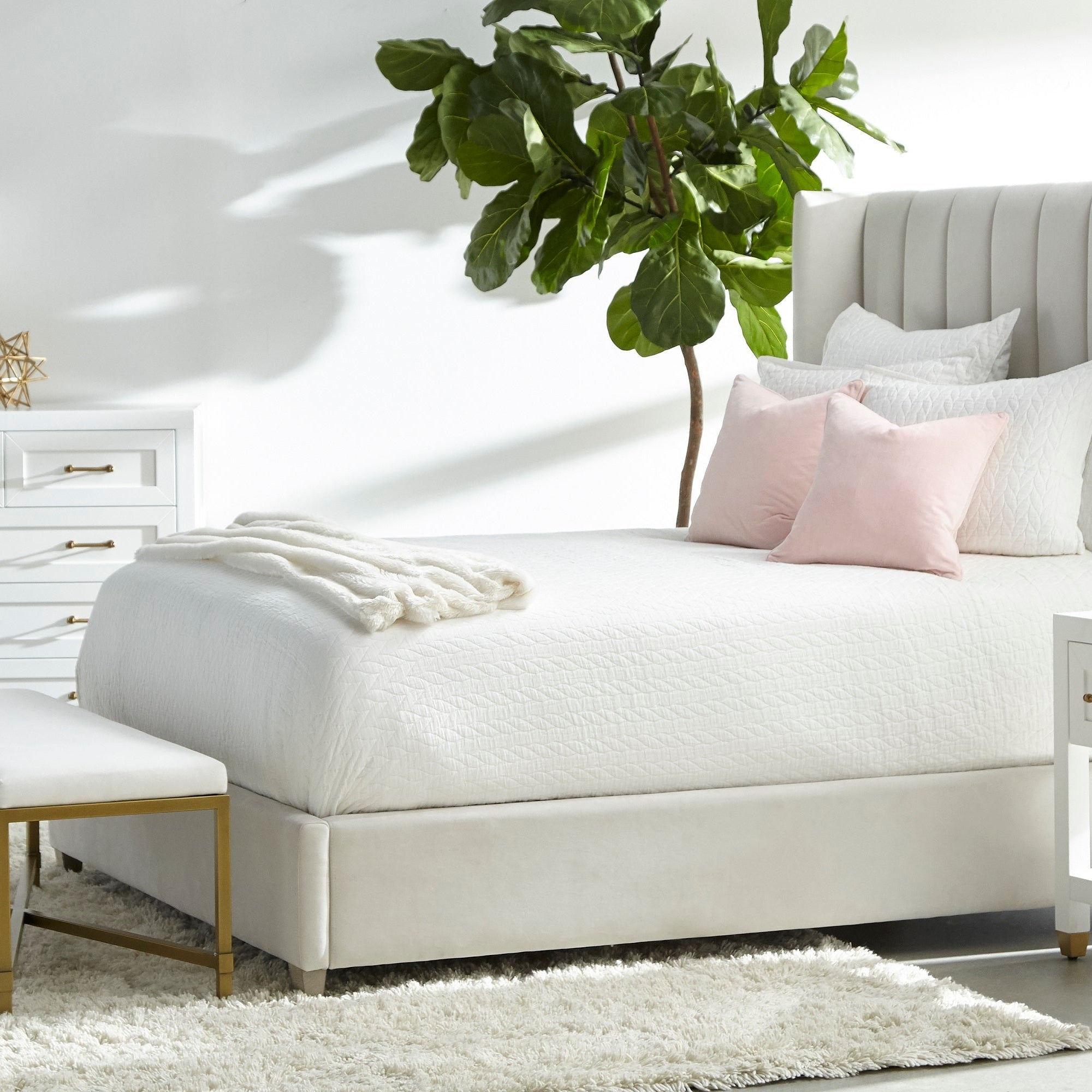 Chandler Channeled Velvet Upholstered Bed