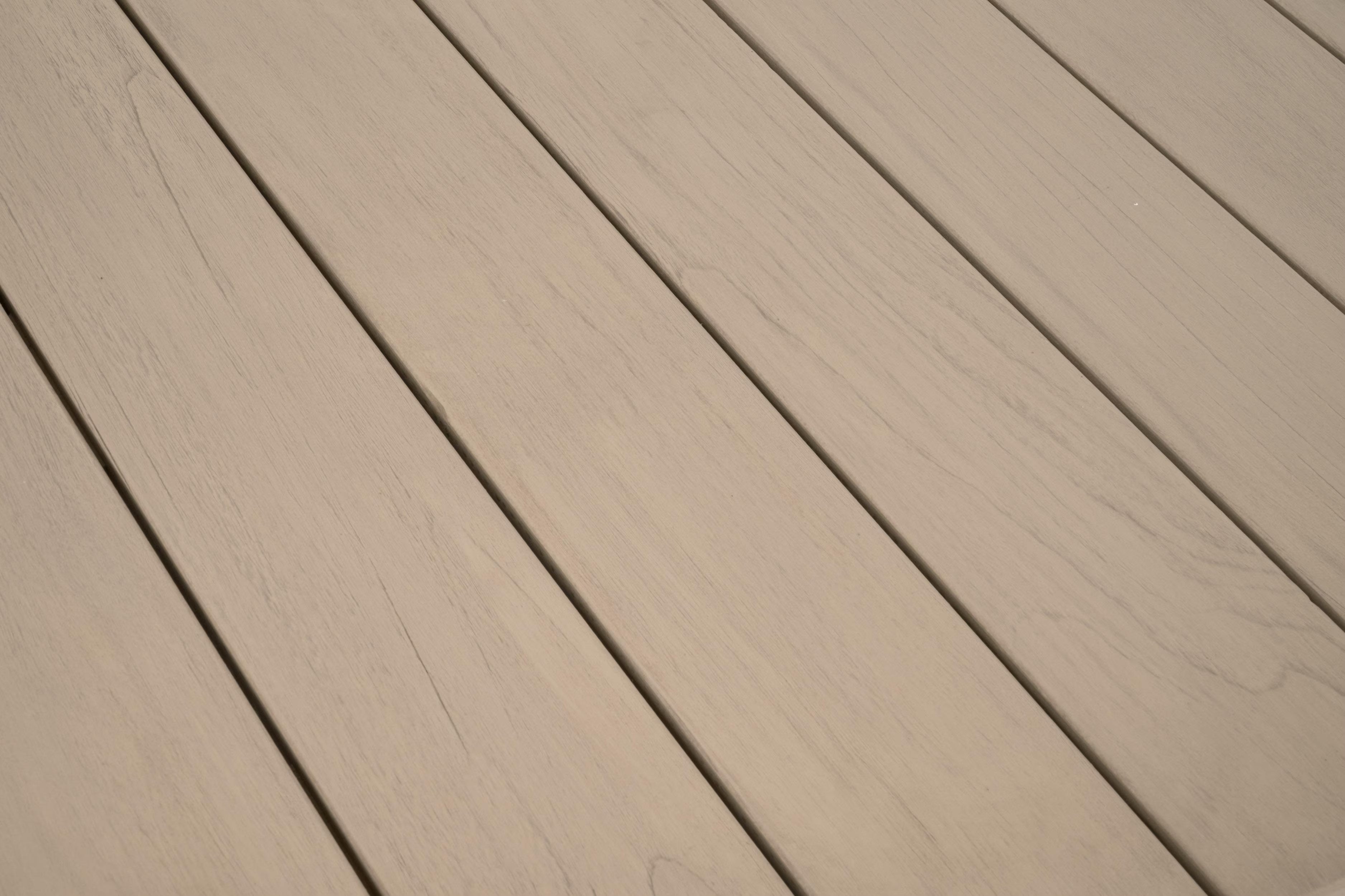 Knit Outdoor 54" Round Dining Table